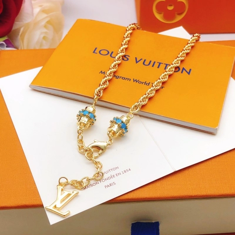 SmoothTexture Louis Vuitton Necklaces 247909