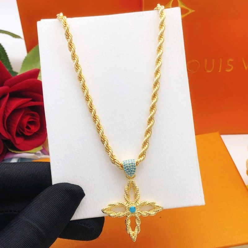 SmoothTexture Louis Vuitton Necklaces 247909