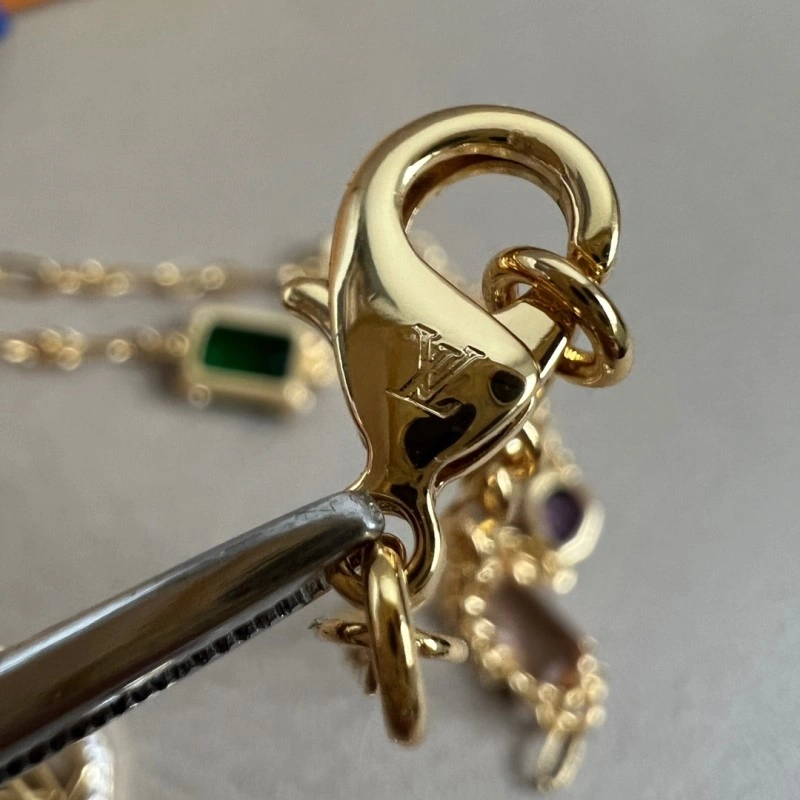 Louis Vuitton Necklaces SmartChoice 247904
