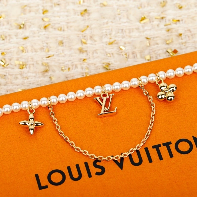 EasyMatch Louis Vuitton Necklaces 247892
