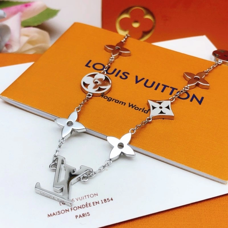 Louis Vuitton Necklaces WeatherProof 247911