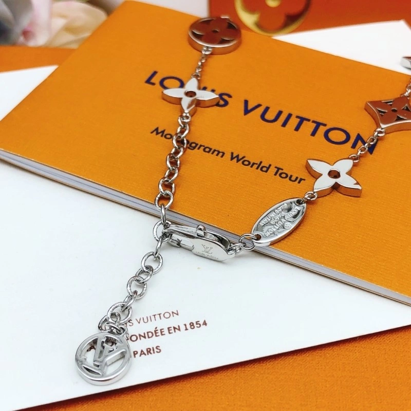 Louis Vuitton Necklaces WeatherProof 247911