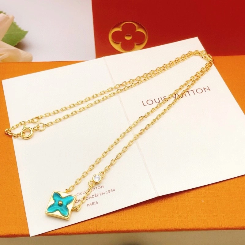 Premium Louis Vuitton Necklaces 247908