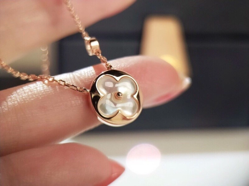 TopPick Louis Vuitton Necklaces 247894