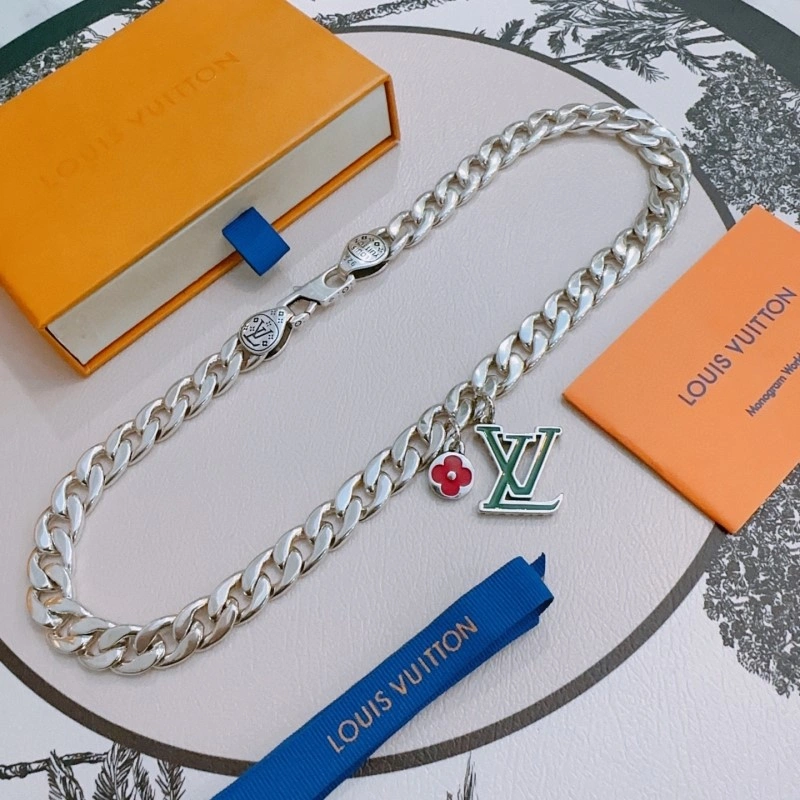 Louis Vuitton Necklaces GoAnywhere 247910
