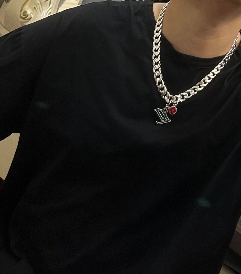 Louis Vuitton Necklaces GoAnywhere 247910
