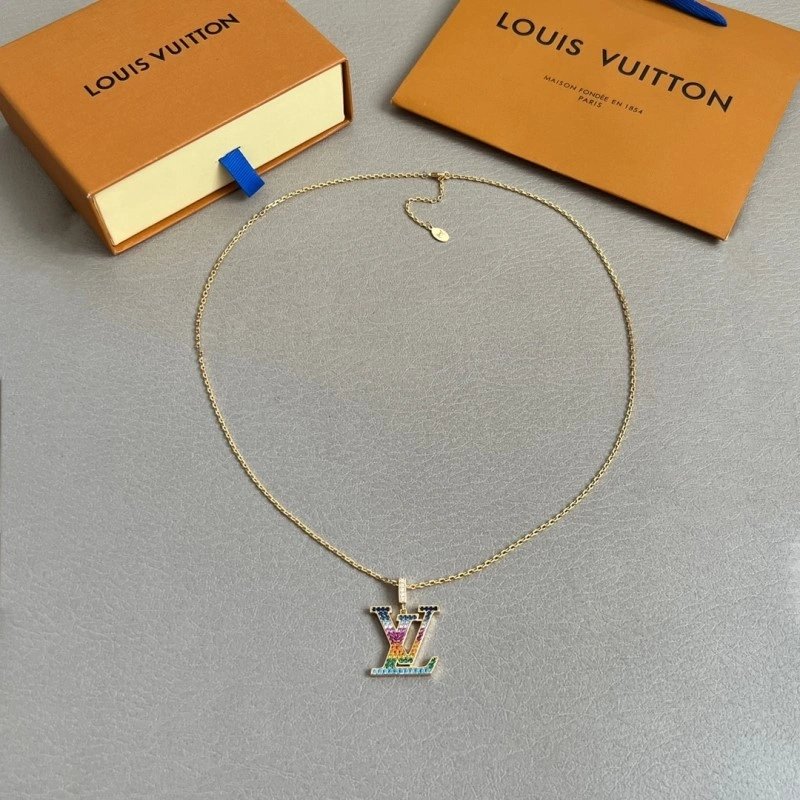 StreetReady Louis Vuitton Necklaces 247886