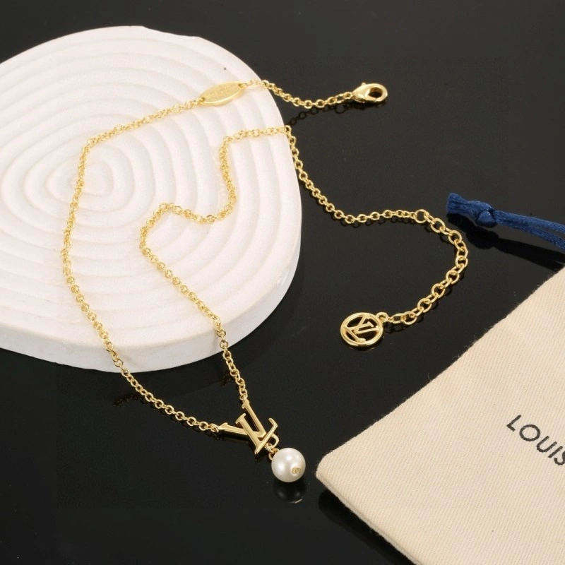 Louis Vuitton Necklaces Durable 247881