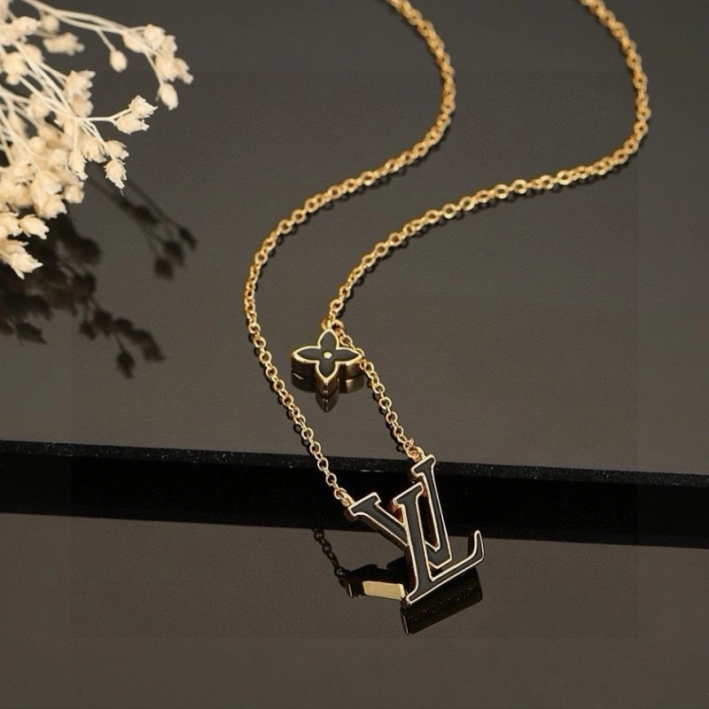 AllSeason Louis Vuitton Necklaces 247880