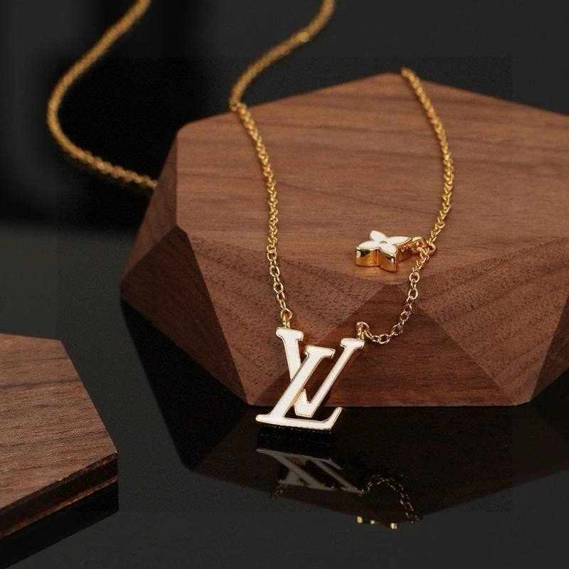 AllSeason Louis Vuitton Necklaces 247880