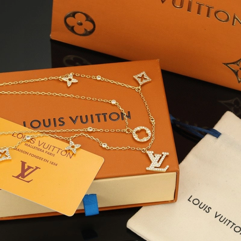Louis Vuitton Necklaces WellDesigned 247878