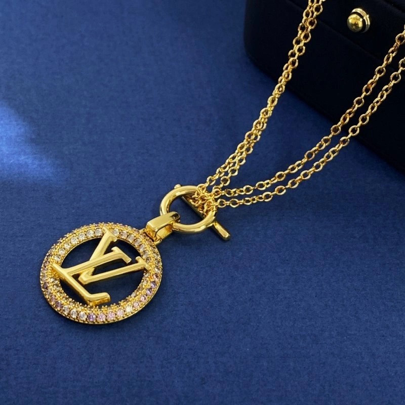 Louis Vuitton Necklaces WrinkleFree 247876