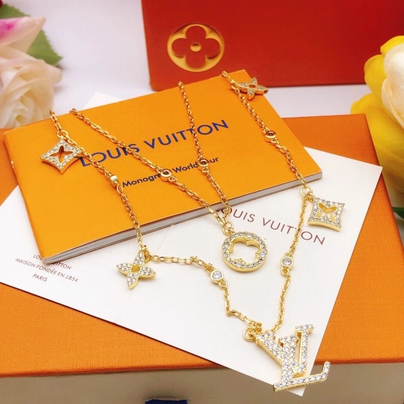 Louis Vuitton Necklaces Flexible 247875