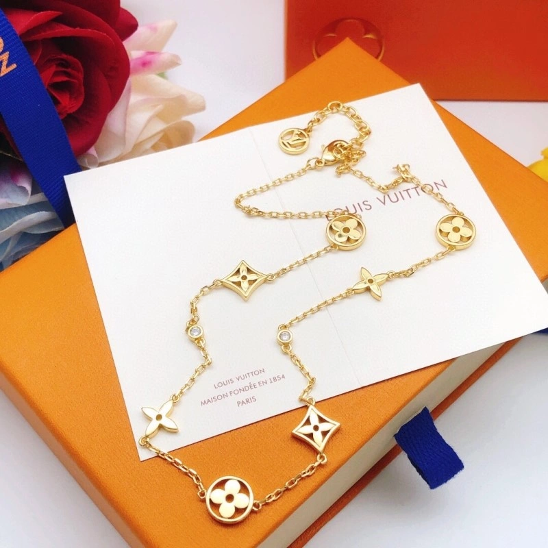 FreshLook Louis Vuitton Necklaces 247871