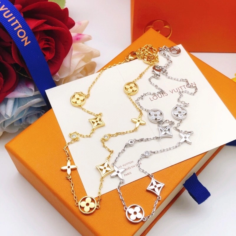 FreshLook Louis Vuitton Necklaces 247871
