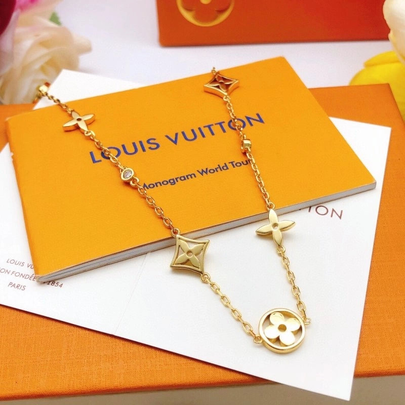 FreshLook Louis Vuitton Necklaces 247871