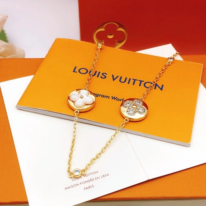 Affordable Louis Vuitton Necklaces 247847