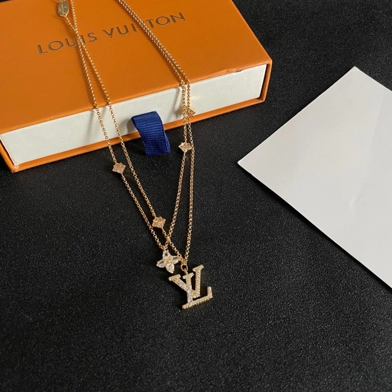 UrbanChic Louis Vuitton Necklaces 247874