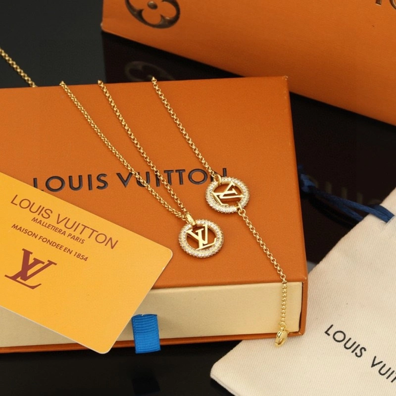Modern Louis Vuitton Necklaces 247859