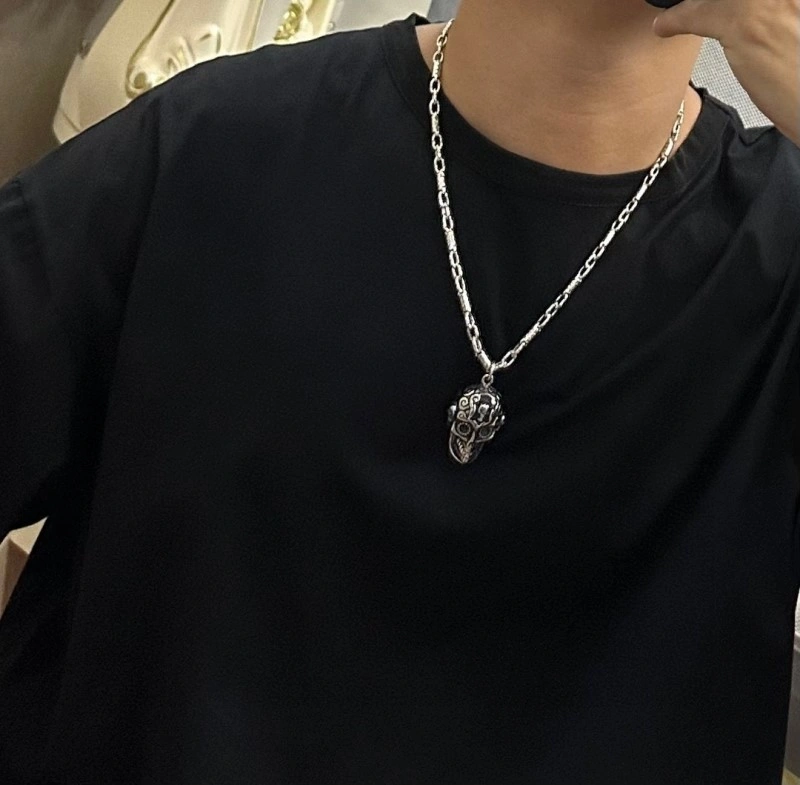 Sophisticated Louis Vuitton Necklaces 247873