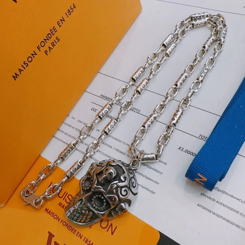 Sophisticated Louis Vuitton Necklaces 247873