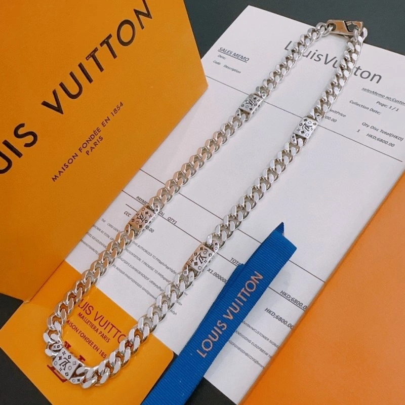 Louis Vuitton Necklaces MultiPurpose 247861