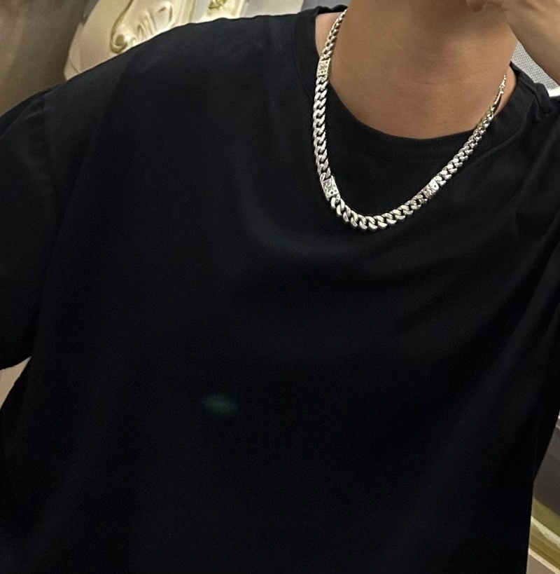 Louis Vuitton Necklaces MultiPurpose 247861