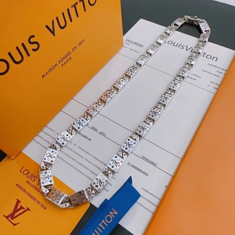 Louis Vuitton Necklaces MoistureWicking 247860