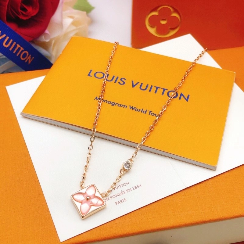 Trendy Louis Vuitton Necklaces 247856