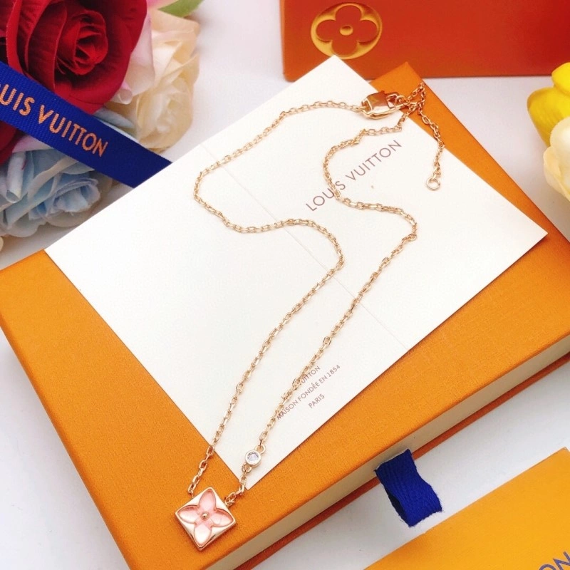Trendy Louis Vuitton Necklaces 247856