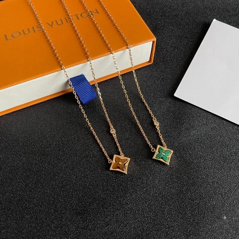 Effortless Louis Vuitton Necklaces 247868