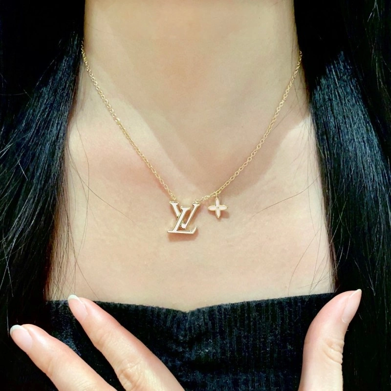 Louis Vuitton Necklaces TechFriendly 247850