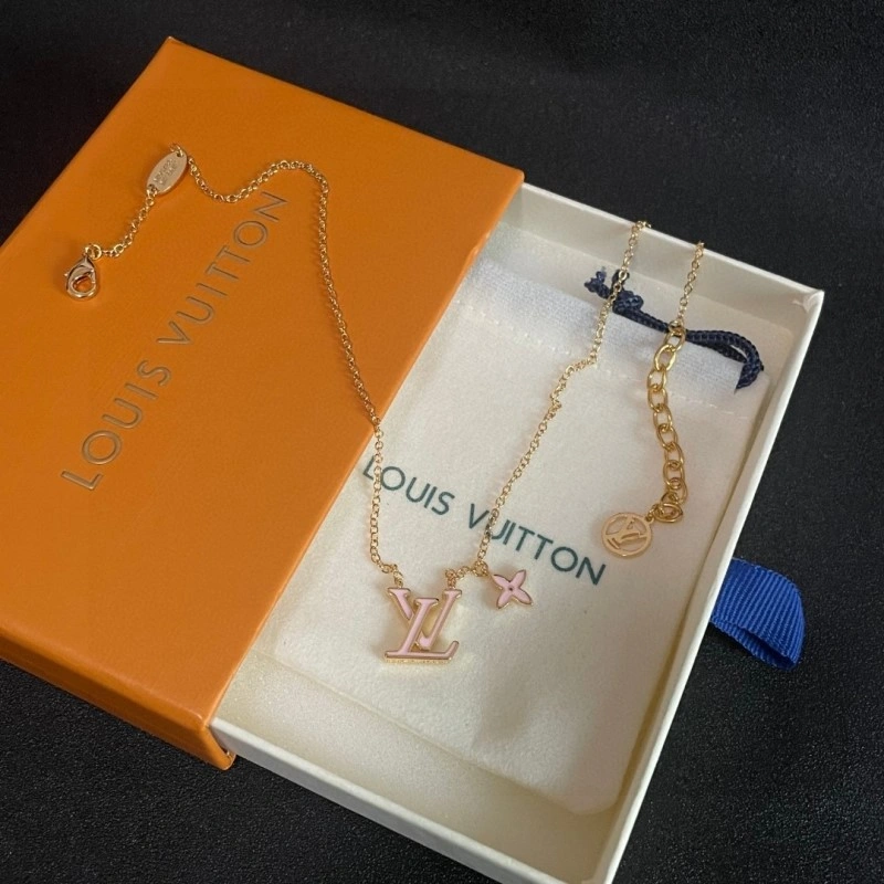 Louis Vuitton Necklaces TechFriendly 247850