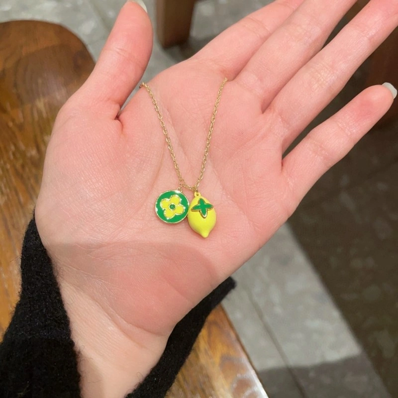 Packable Louis Vuitton Necklaces 247845