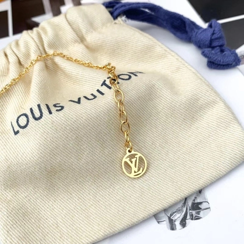 WellDesigned Louis Vuitton Necklaces 247836
