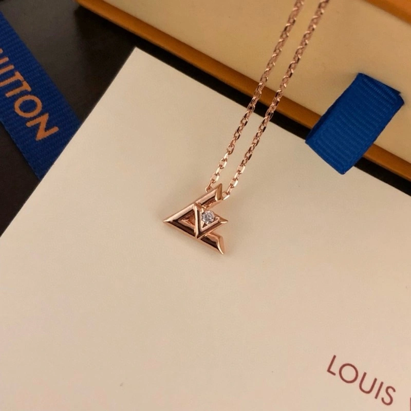 Louis Vuitton Necklaces FashionForward 247837
