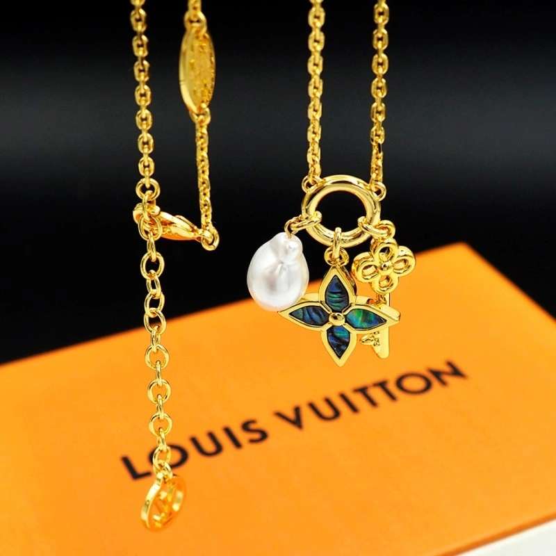 Refined Louis Vuitton Necklaces 247834