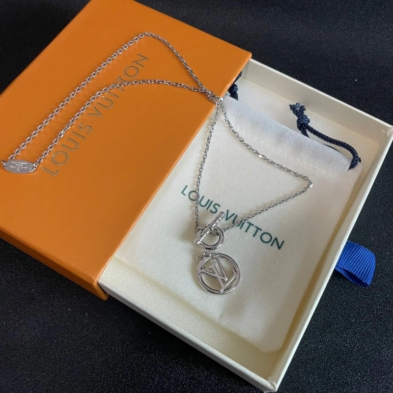 Louis Vuitton Necklaces Sustainable 247832