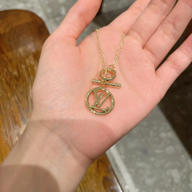 Louis Vuitton Necklaces GoodFit 247833