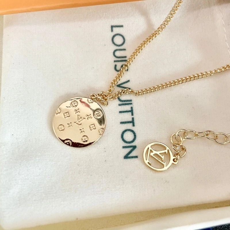 WaterResistant Louis Vuitton Necklaces 247831