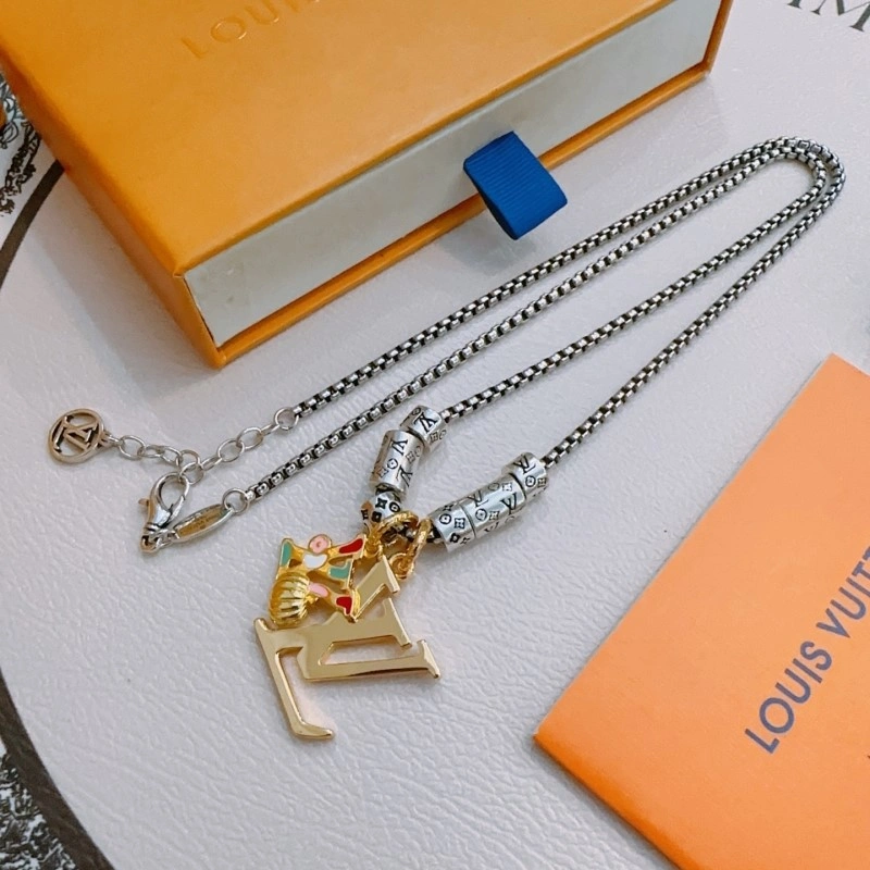 Durable Louis Vuitton Necklaces 247822