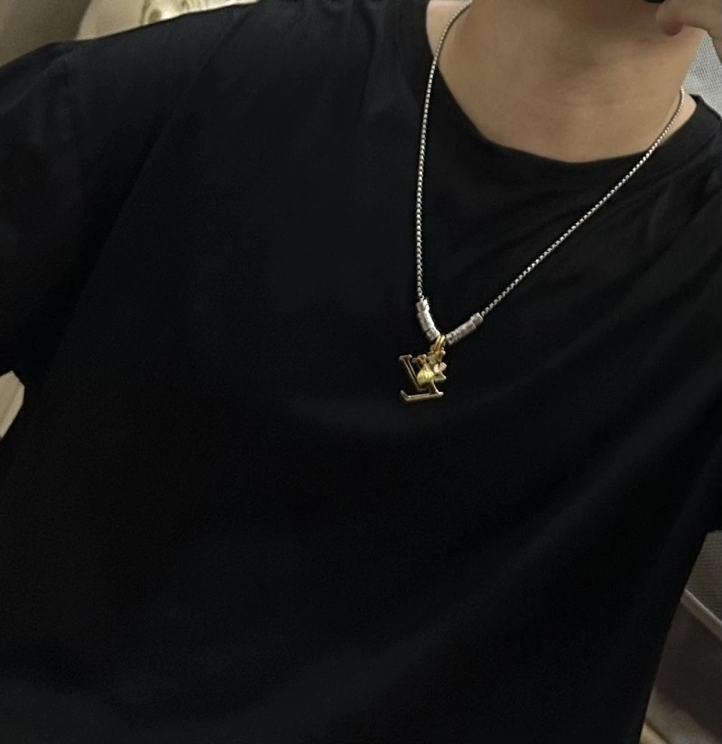 Durable Louis Vuitton Necklaces 247822