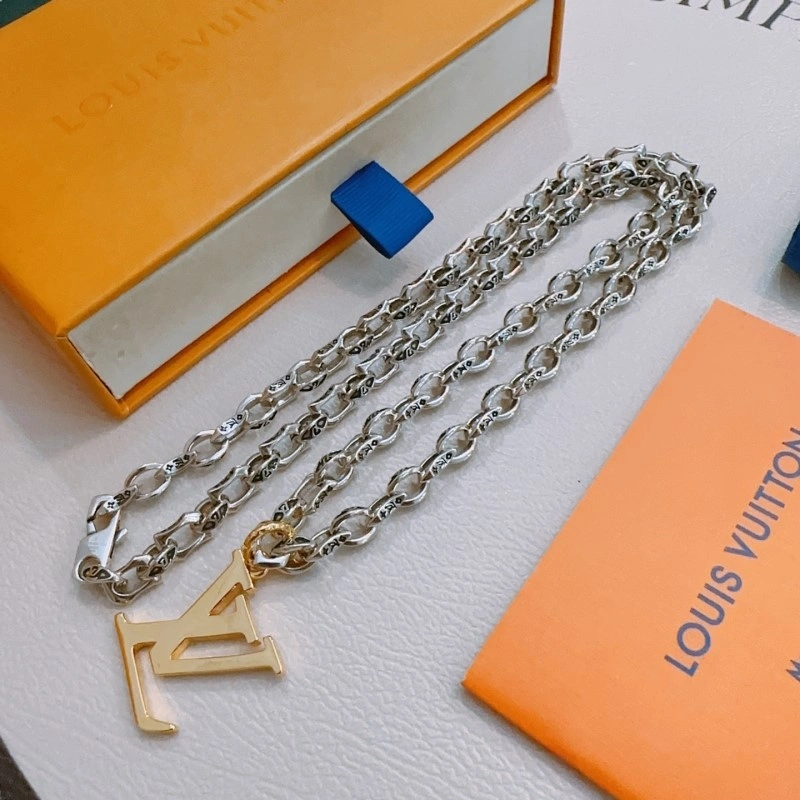 Unisex Louis Vuitton Necklaces 247819