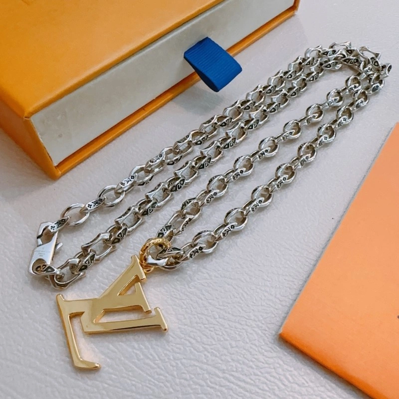 Unisex Louis Vuitton Necklaces 247819