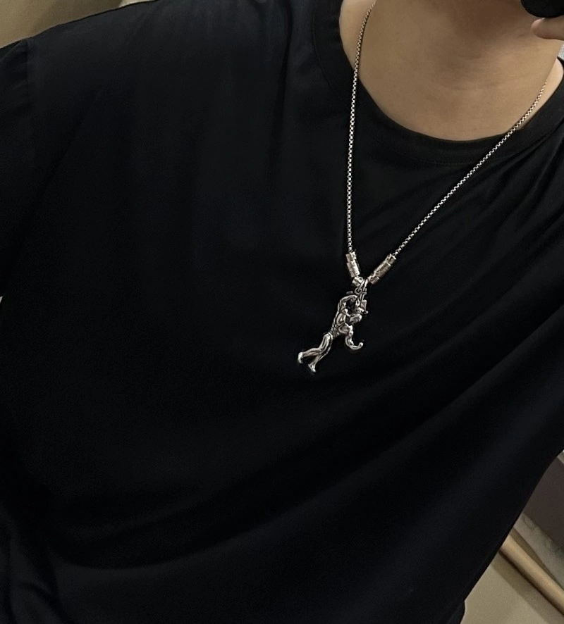 Packable Louis Vuitton Necklaces 247825