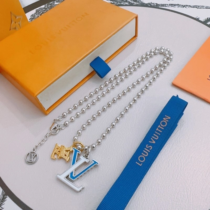 TravelReady Louis Vuitton Necklaces 247814
