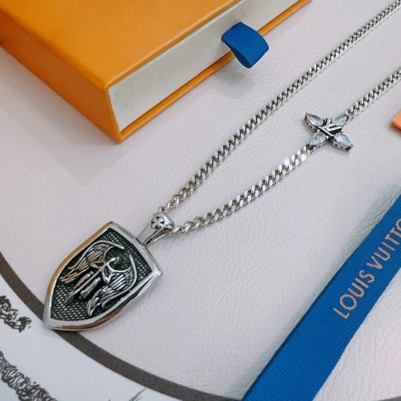 Louis Vuitton Necklaces Breathable 247808