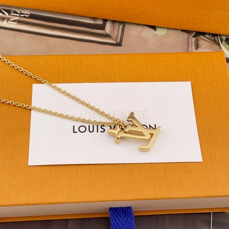 Louis Vuitton Necklaces Seasonal 247824