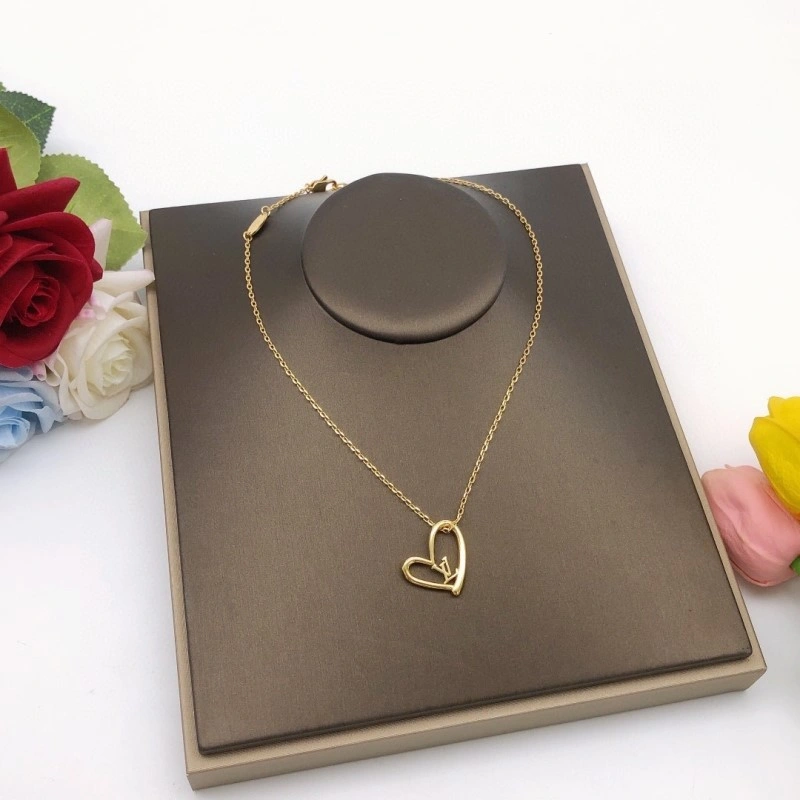 Louis Vuitton Necklaces Unique 247802
