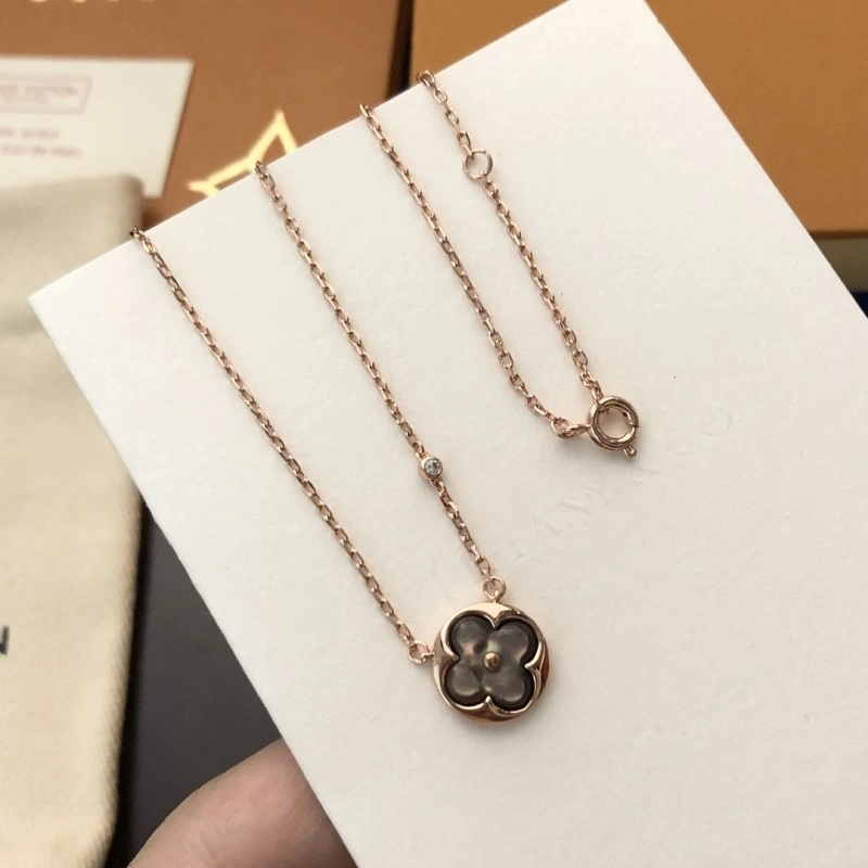 Louis Vuitton Necklaces MultiPurpose 247807